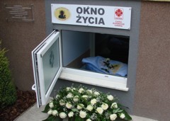 okno_ycia_piotrków_1